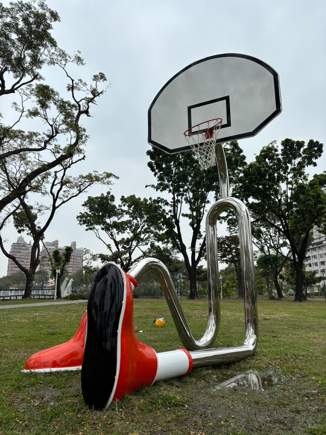 萬有清潔屏東公共藝術清潔服務，讓藝術煥然一新的第4張圖片