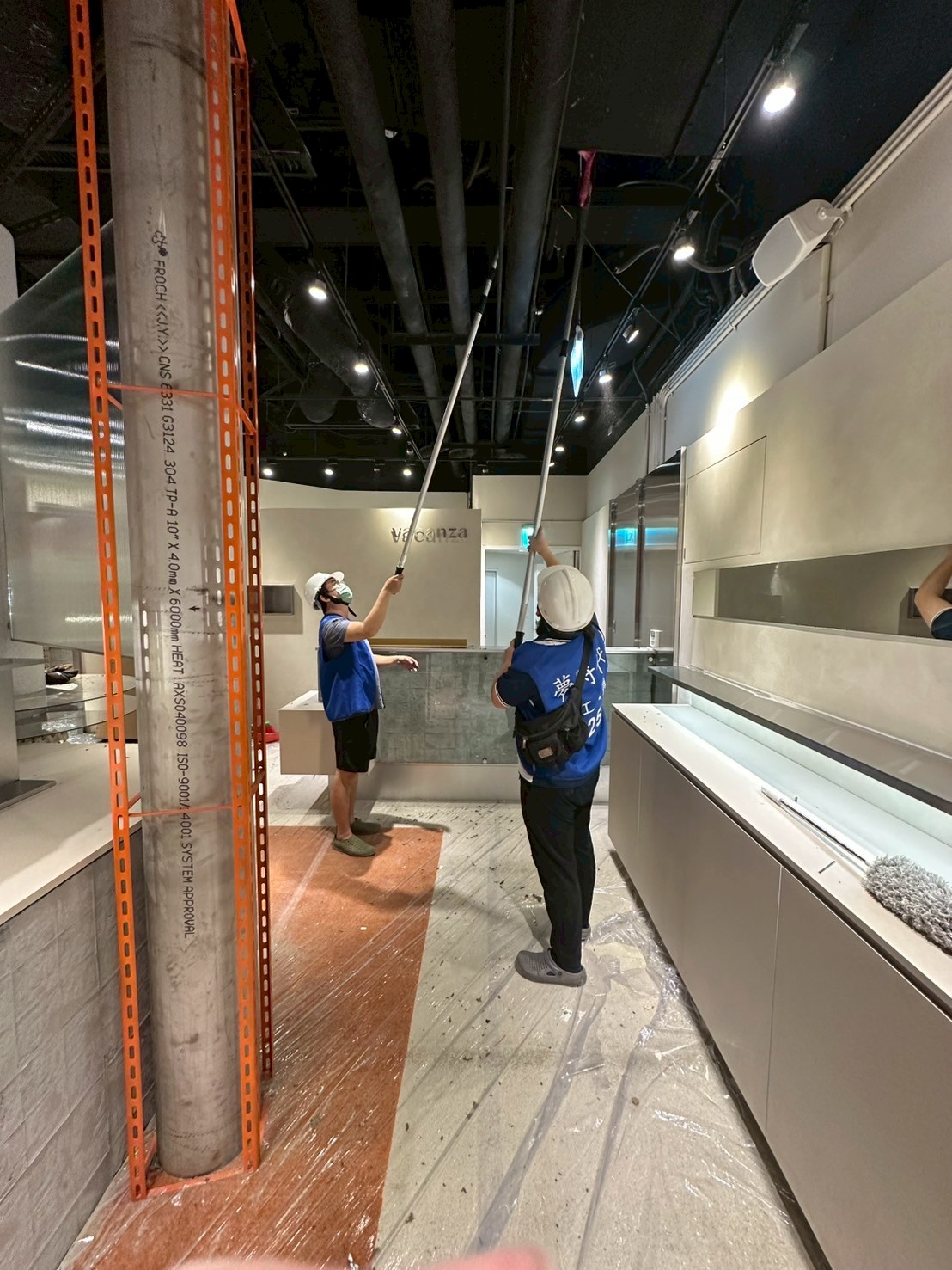 別讓裝潢粉塵毀了你的新店面｜萬有清潔還你真正乾淨的開幕空間的第2張圖片